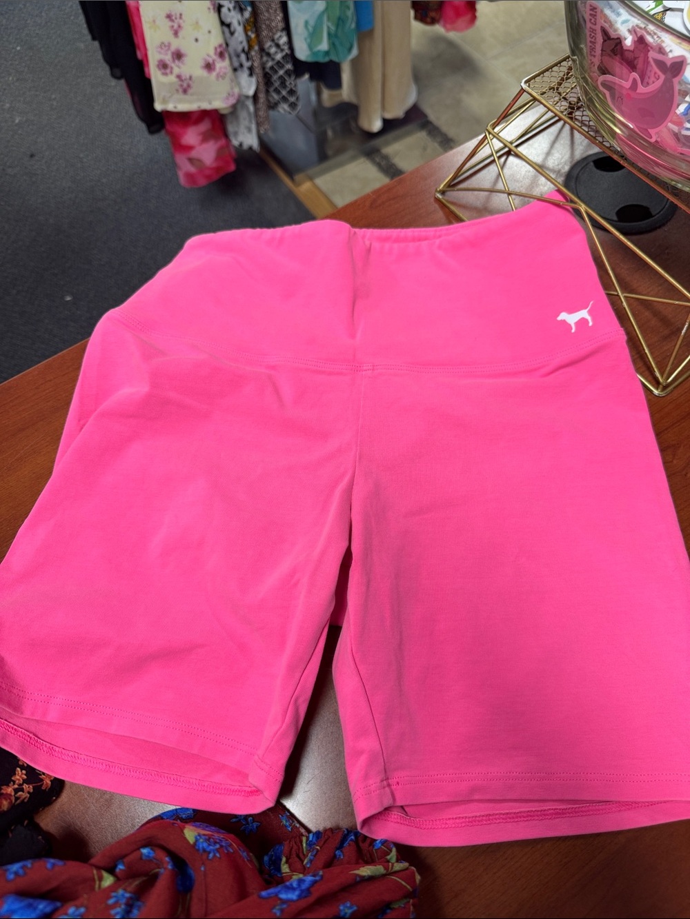 Victoria’s Secret pink bike shorts M // 08215